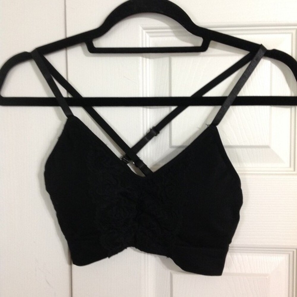 MARILYN MONROE Size Medium Black Lace Bralette Bra Padded Adjustable Criss Cross